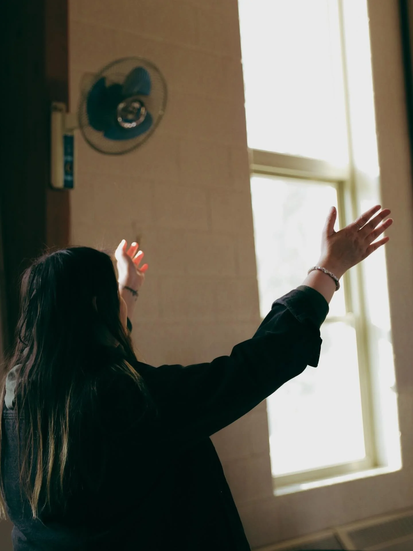 morning glory is tomorrow @ 6am!!
Coming before the Lord FIRST thing in the morning and bringing Him a beautiful offering of Praise!!

Bring the fam and some friends!
Come Lord Jesus come!!🙌🏼🤍