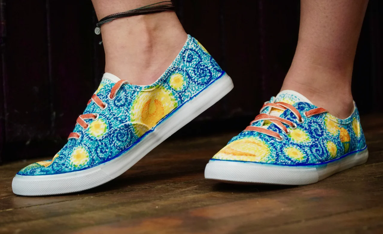 Higogoh Hand Painted Sneakers - Hilda Gabarron Ordorica