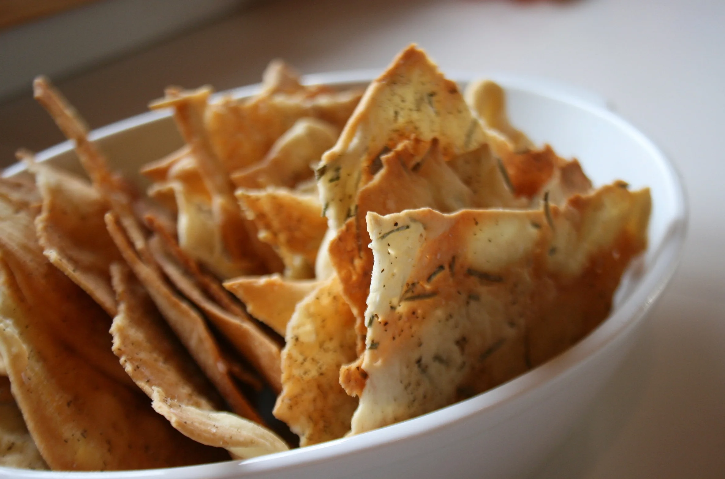 homemade flatbread crisps 