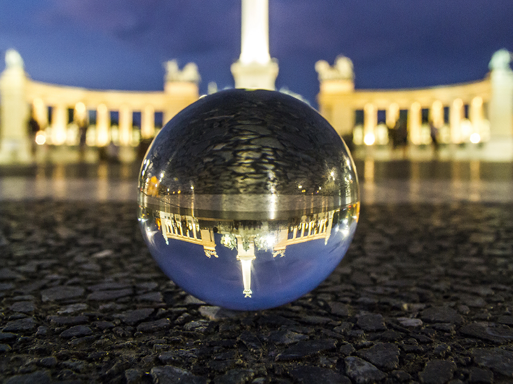 heroes_square_glass_ball.jpg