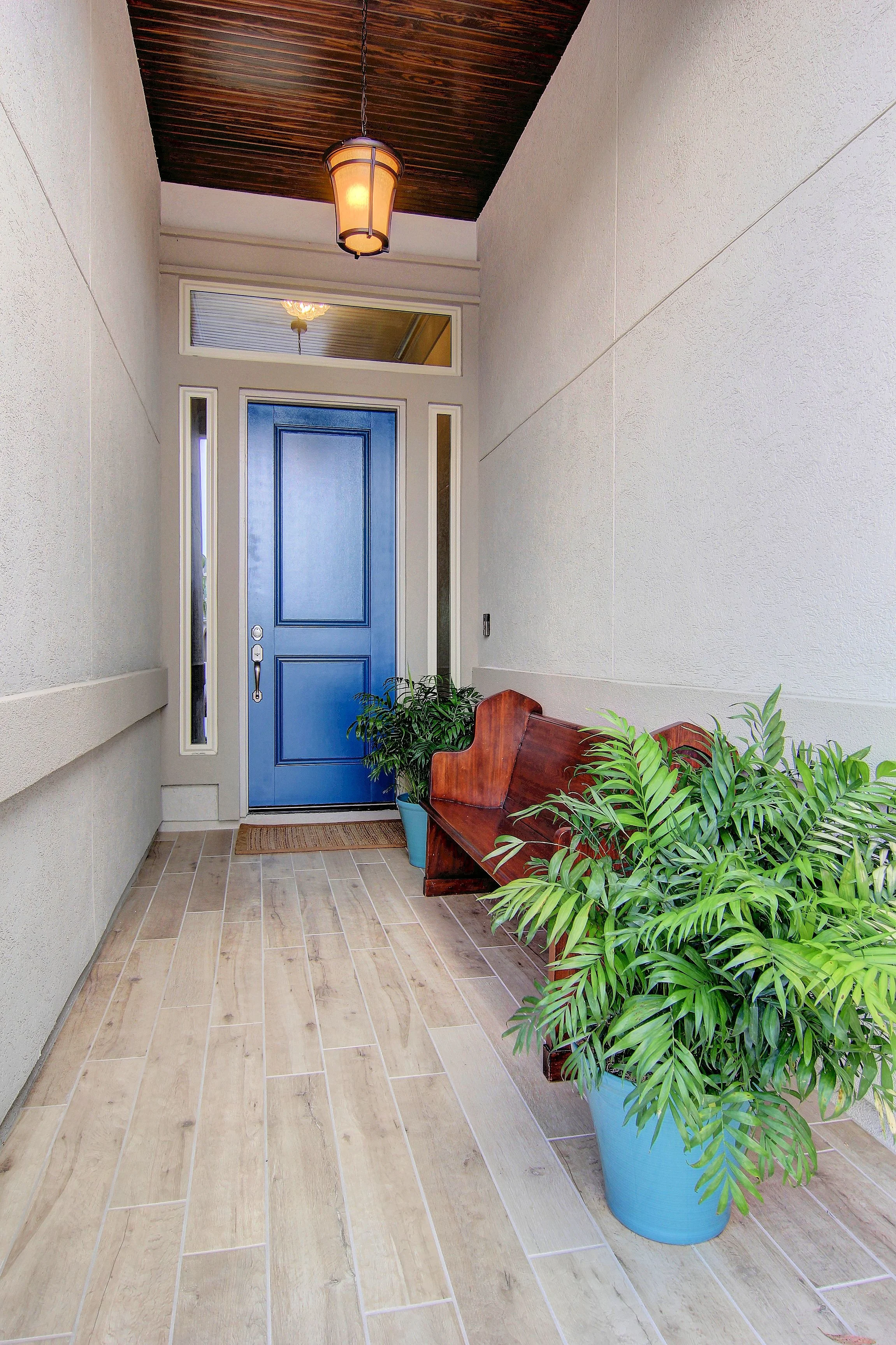 Entrance.jpg