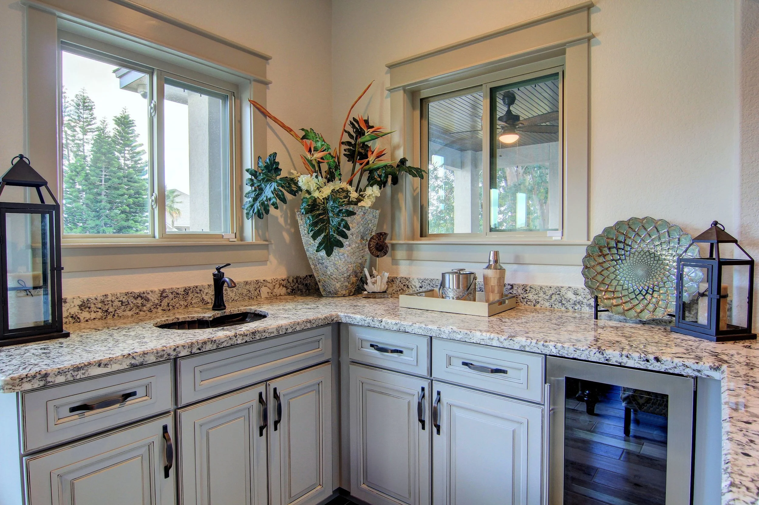 Wet Bar (2).jpg