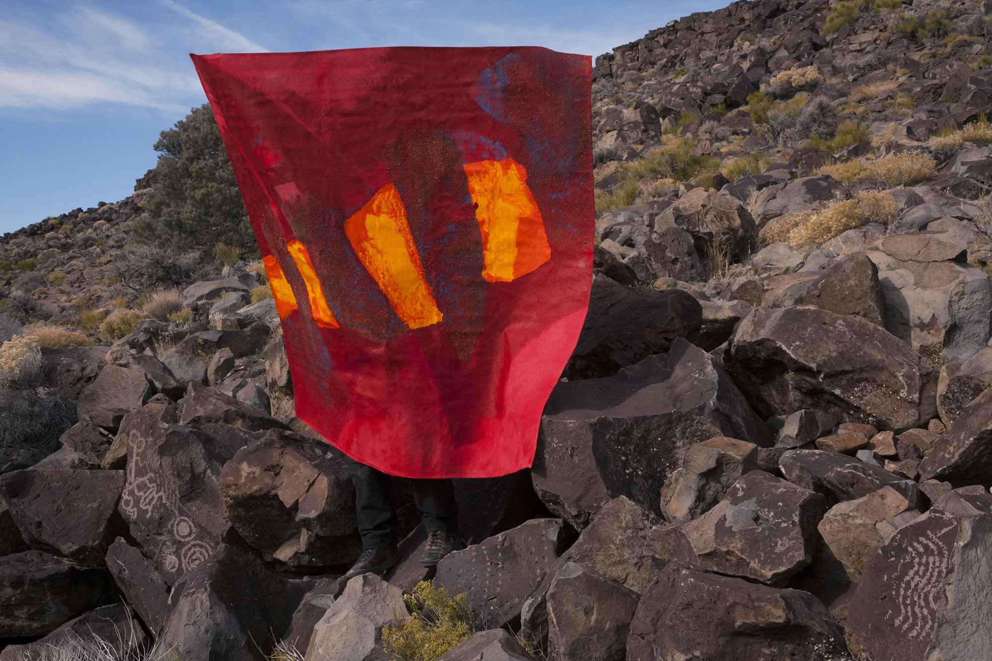 Nes Lerpa at the Nevada petroglyphs