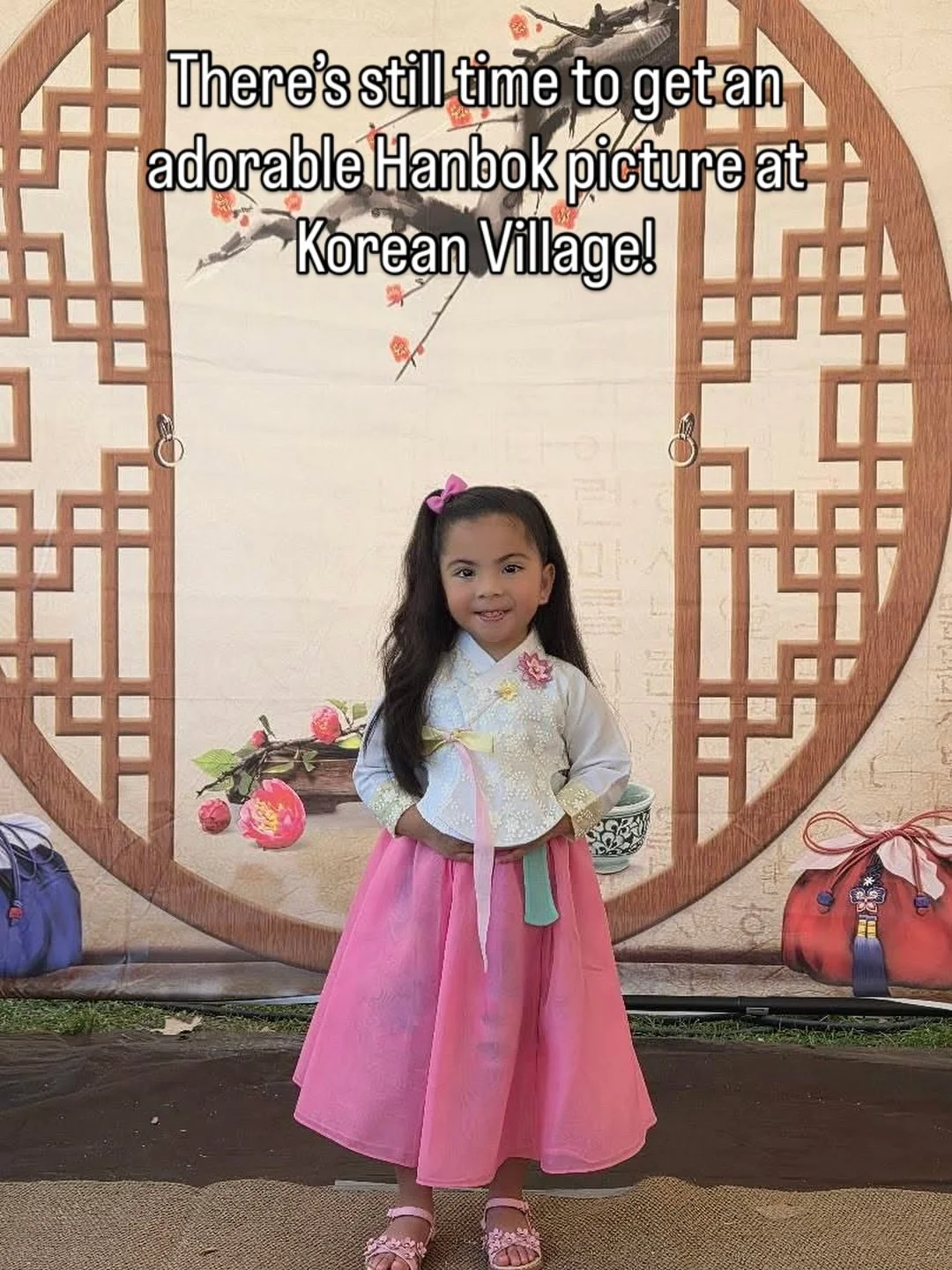 @han_narea brings the most beautiful hanbok to Korean Festival Presented by Kroger! And the best part is no matter how young or old, short or tall - they can accommodate! 

Date: October 12, 2025⁠ til 8:00PM
📍 Location: Discovery Green⁠ ⁠
💲 Admissi