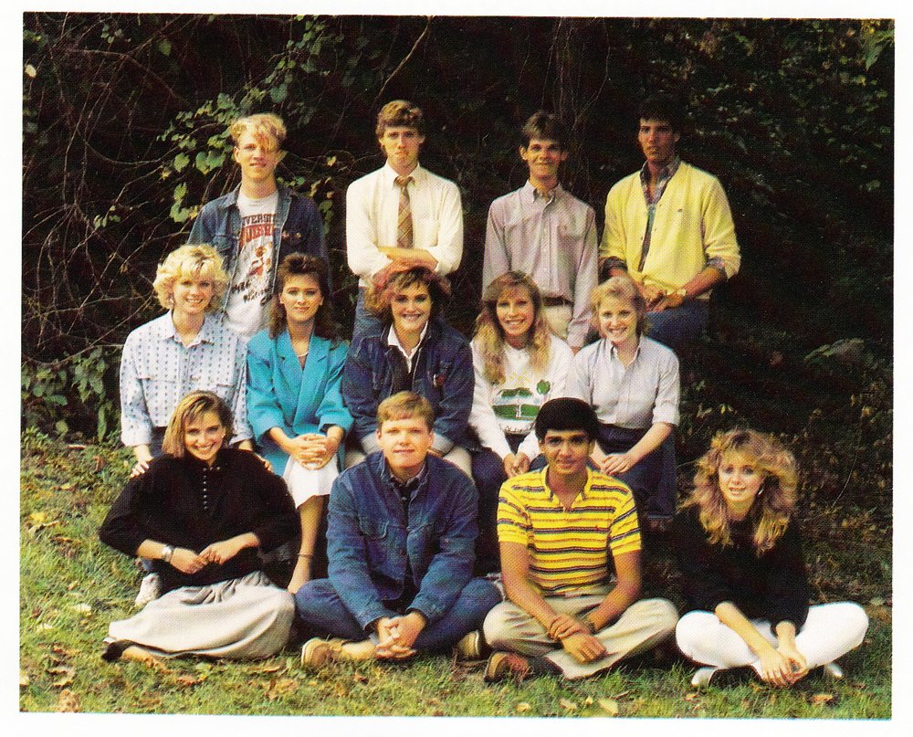 seniors+1987.jpg