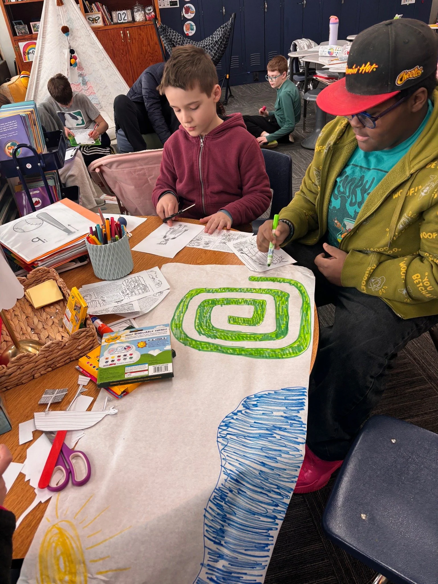 Our 2nd and 7th Graders teamed up for a creative project as part of their Ancient Greece studies!

📜 7th Graders wrote original scripts inspired by Ancient Greek myths, then partnered with 2nd Graders to design puppets and backgrounds. Together, the