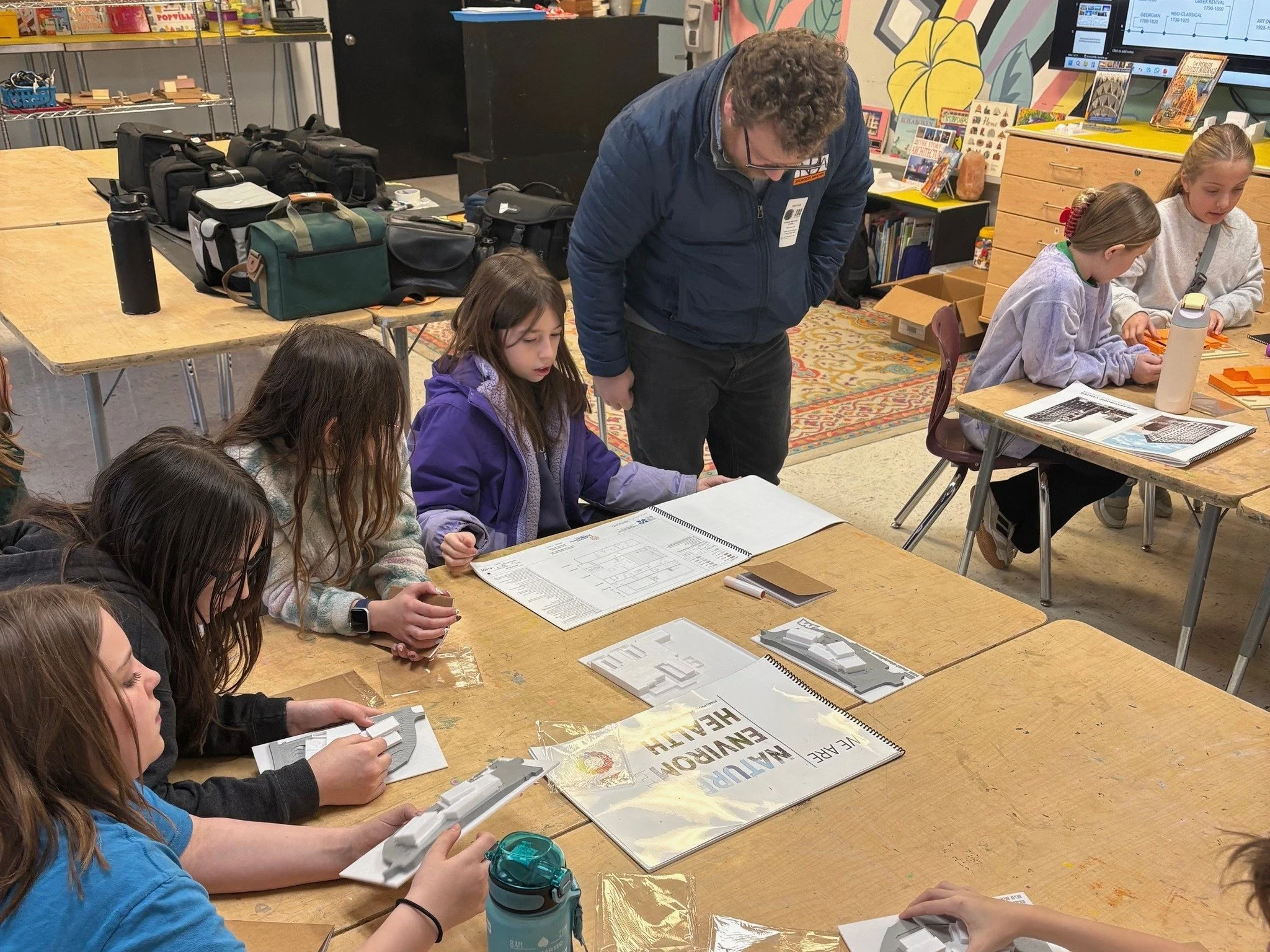 There&rsquo;s so much happening at Walden! 🎉

Our 5th grade artists kicked off preparations for our spring art installation&mdash;architecture&mdash;with a special visit from Dom Elpers of K. Norman Berry Associates. He introduced students to major 