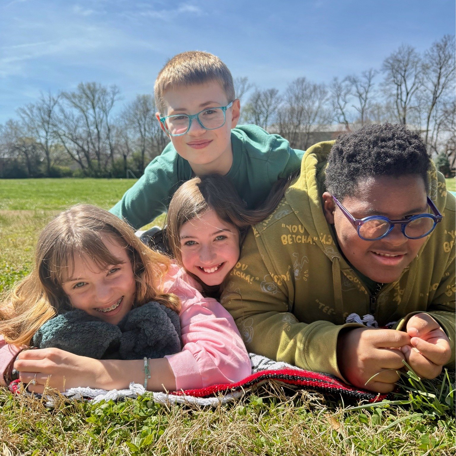 We're loving this sunny, spring weather! Students have been making the most of our green space&mdash;running, relaxing, and enjoying time outside together. Days like these are always a favorite. 🌿 💛🖤
#WaldenSchool #LouisvilleKY #OutdoorLearning #S