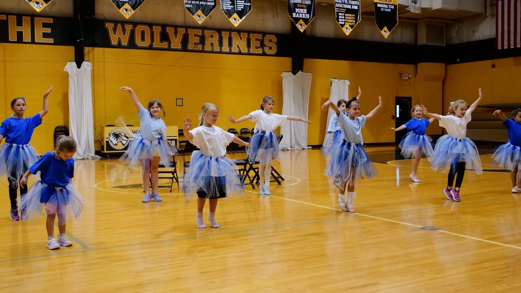 Camp Walden - arts, crafts, water days, dance recitals, messy science projects, and more! #campwaldenschool #summerfun #waldenschool #gowalden
