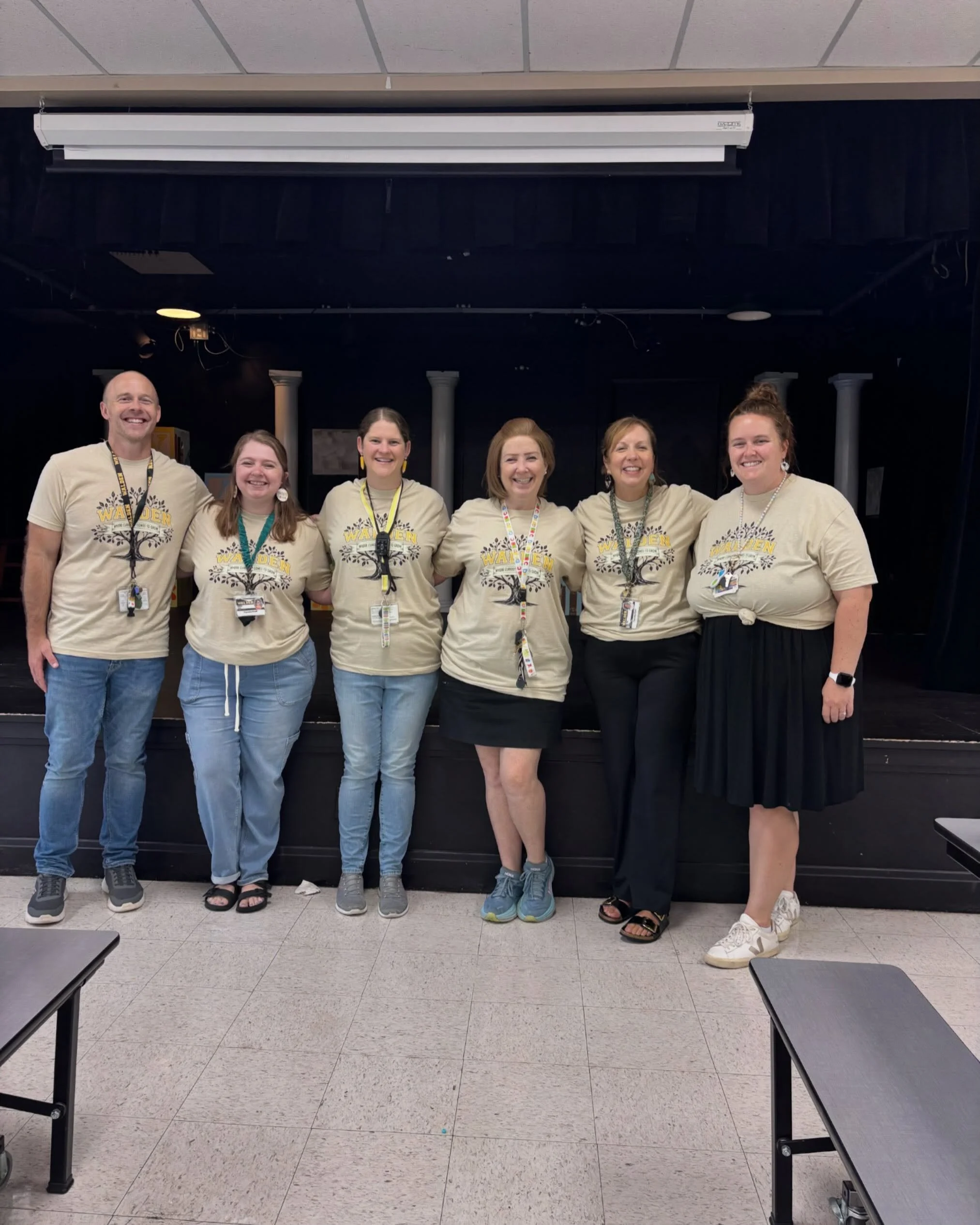 👕👕 Great minds&mdash;and great teachers&mdash;dress alike!🖤💛

Walden: Where curiosity comes to grow. 🌱✨

#WaldenSchool #WaldenWolverines  #WhereCuriosityComesToGrow #WaldenCommunity