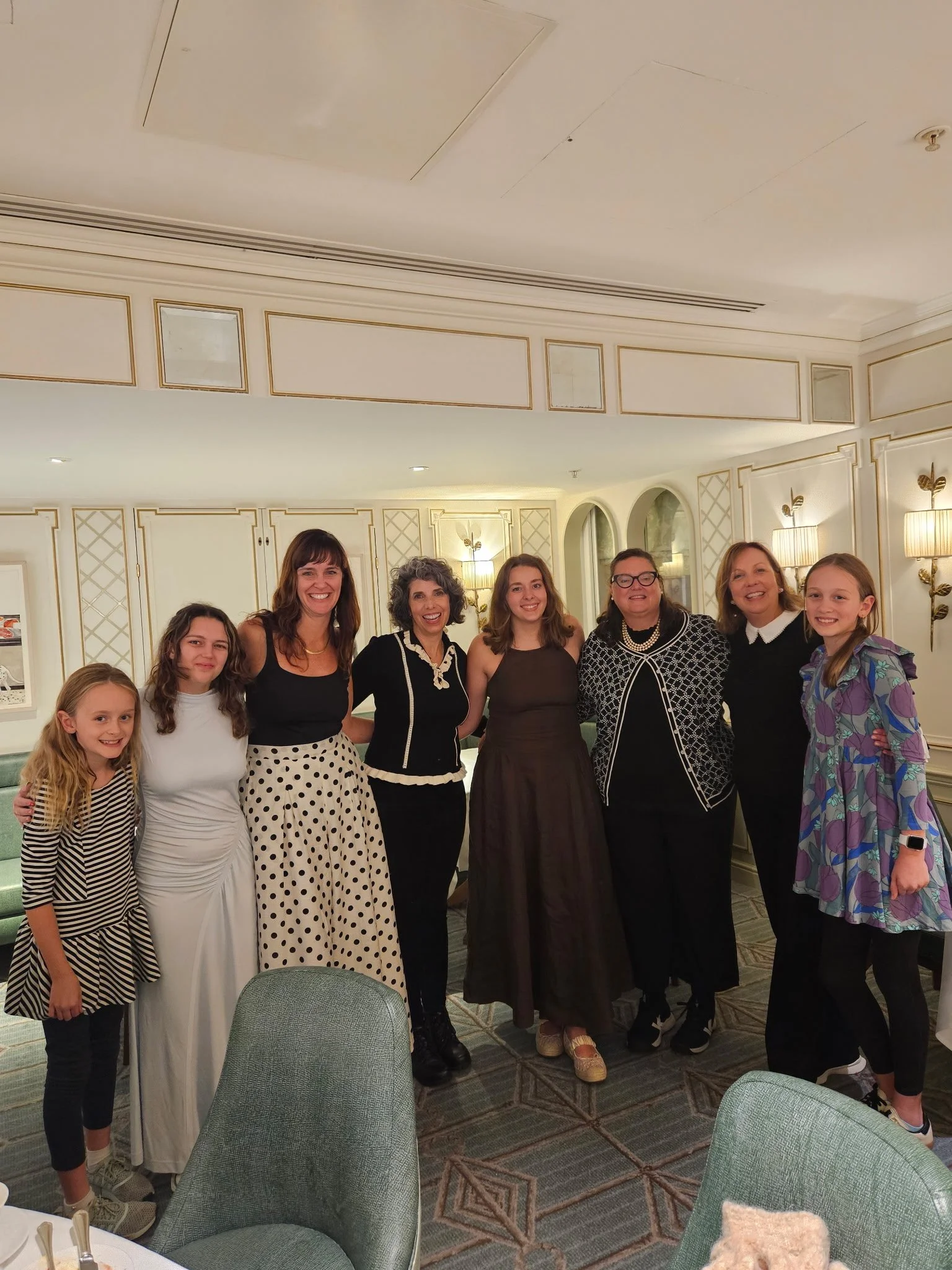 Walden alumni can be found all over the globe! 🌍

This past week Walden students, faculty and staff caught up with Aubrey White, a Walden &lsquo;24 alum. They ran into Aubrey in London, England during her study abroad semester away from Wofford Coll