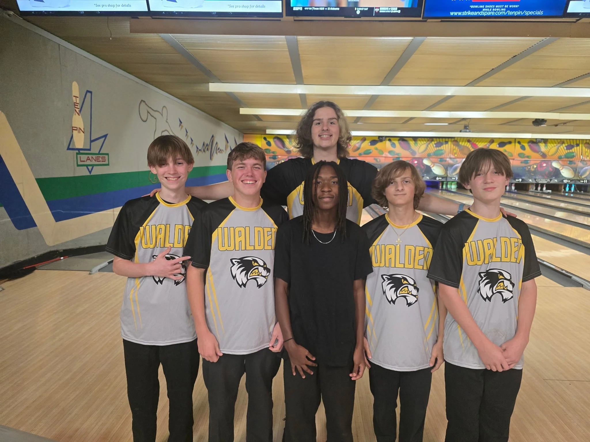 🎳 Let the good times ROLL! Walden Bowling season is officially underway!

Our Wolverines are hitting the lanes and ready to STRIKE up some fun! We're looking forward to a season filled with strikes, spares, and plenty of Walden spirit! 💛🖤

Here's 