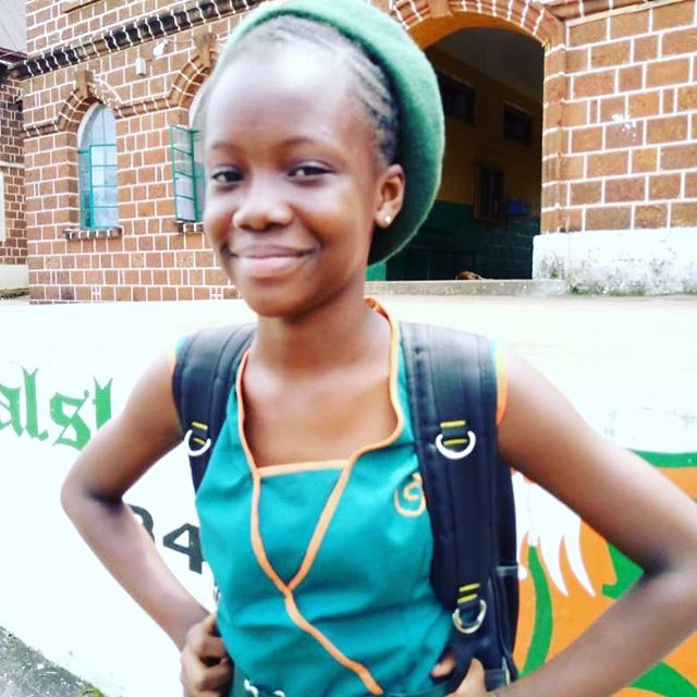 Meet Tigidankay K.! This bright ⭐️ young woman had the highest score on her school's high school entrance exams 📚AND ranked #2 in all of Sierra Leone🇸🇱! Proud is an understatement. Keep👏up👏the👏great👏work!

#educateourgirls #girlseducation #emp