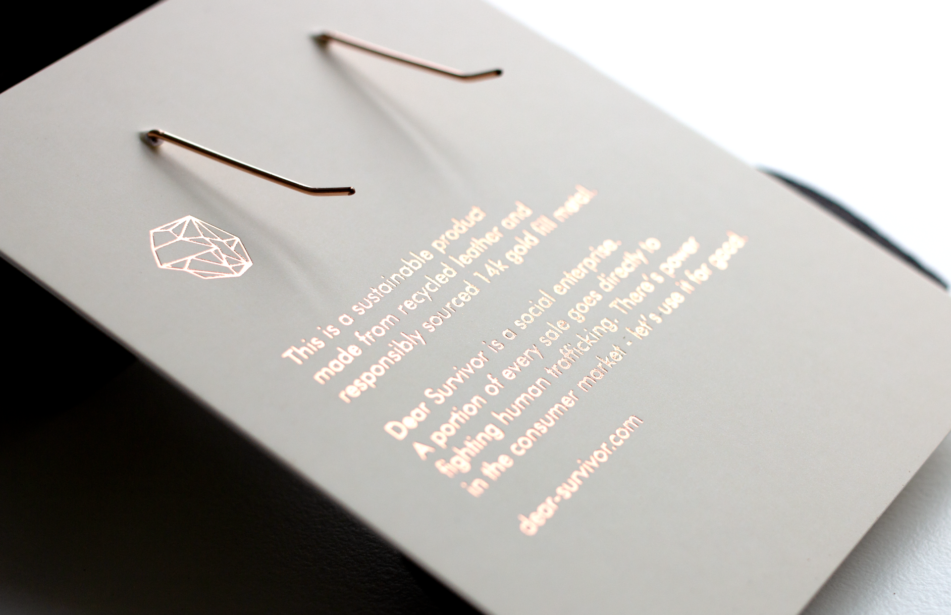 Dear-Survivor_portfolio_01.png