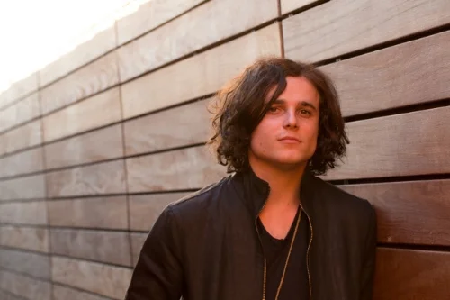 INTERVIEW: Hamish Anderson — Music Musings & Such