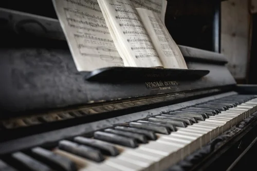 Piano.jpg