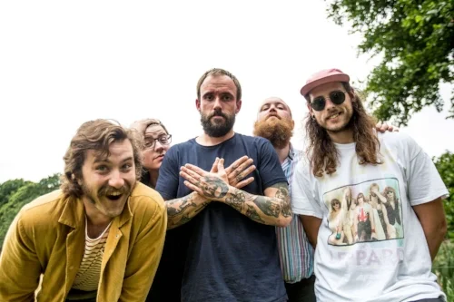 IDLES.jpg