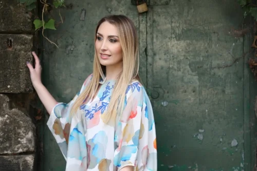 INTERVIEW: Lyndsay Pace — Music Musings & Such
