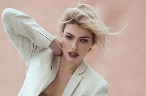 Feature Spotlight Lola Lennox Music Musings Such