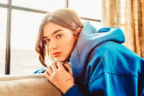 22 Dua Lipa Lyrics About Love & Sex That Are Hotter Than Hell