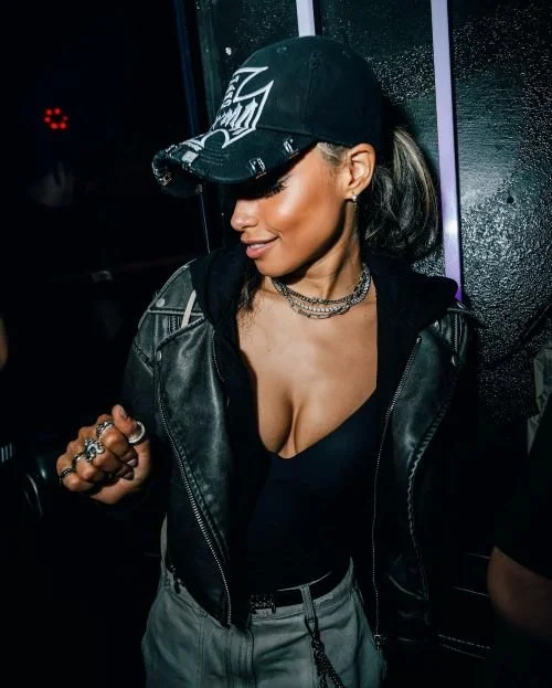 FEATURE: Spotlight: Linska