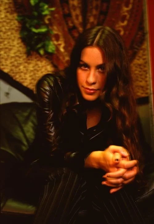 FEATURE: It’s the Good Advice That You Just Didn’t Take… Alanis Morissette’s Ironic at Thirty