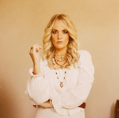 FEATURE:&nbsp;Spotlight: Elles Bailey