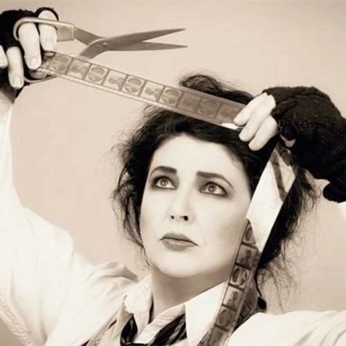 FEATURE: Kate Bush’s Director’s Cut at Fifteen: How to Follow the Majestic Aerial