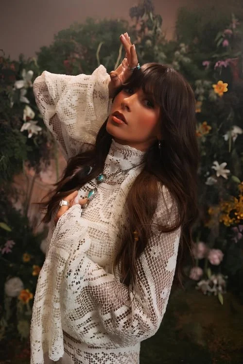 FEATURE: Spotlight: Ella Langley