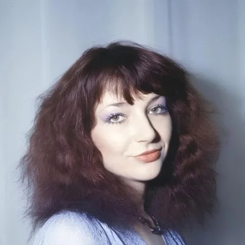 FEATURE: Kate Bush: The Whole Story: Inside Her KBC Article Issue 5 (April 1980)