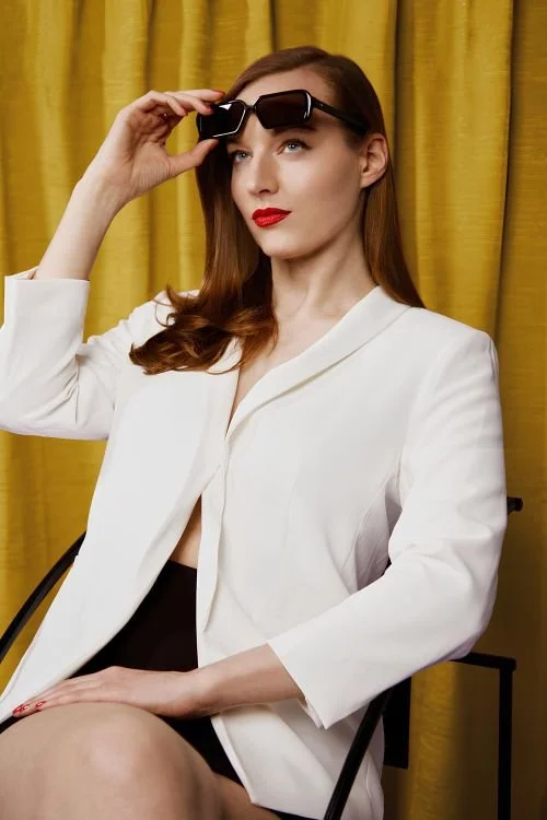FEATURE: Modern-Day Queens: Lou Hayter