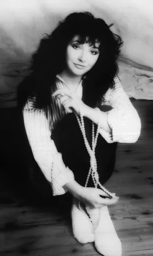 FEATURE: Kate Bush: The Whole Story: Her Kate Bush Club Article for Issue 20, An Interview with Auntie Hetty