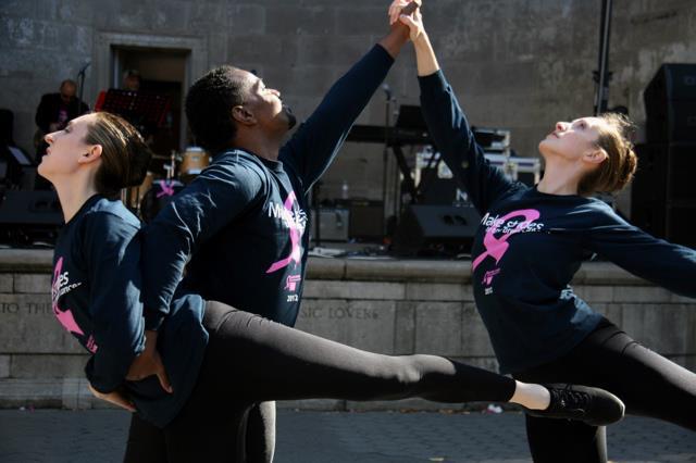 VISIONS Contermporary Ballet ACS Making Strides 2012 Photo by Andrew Williams.jpg