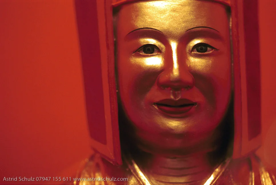 statue_1.jpg