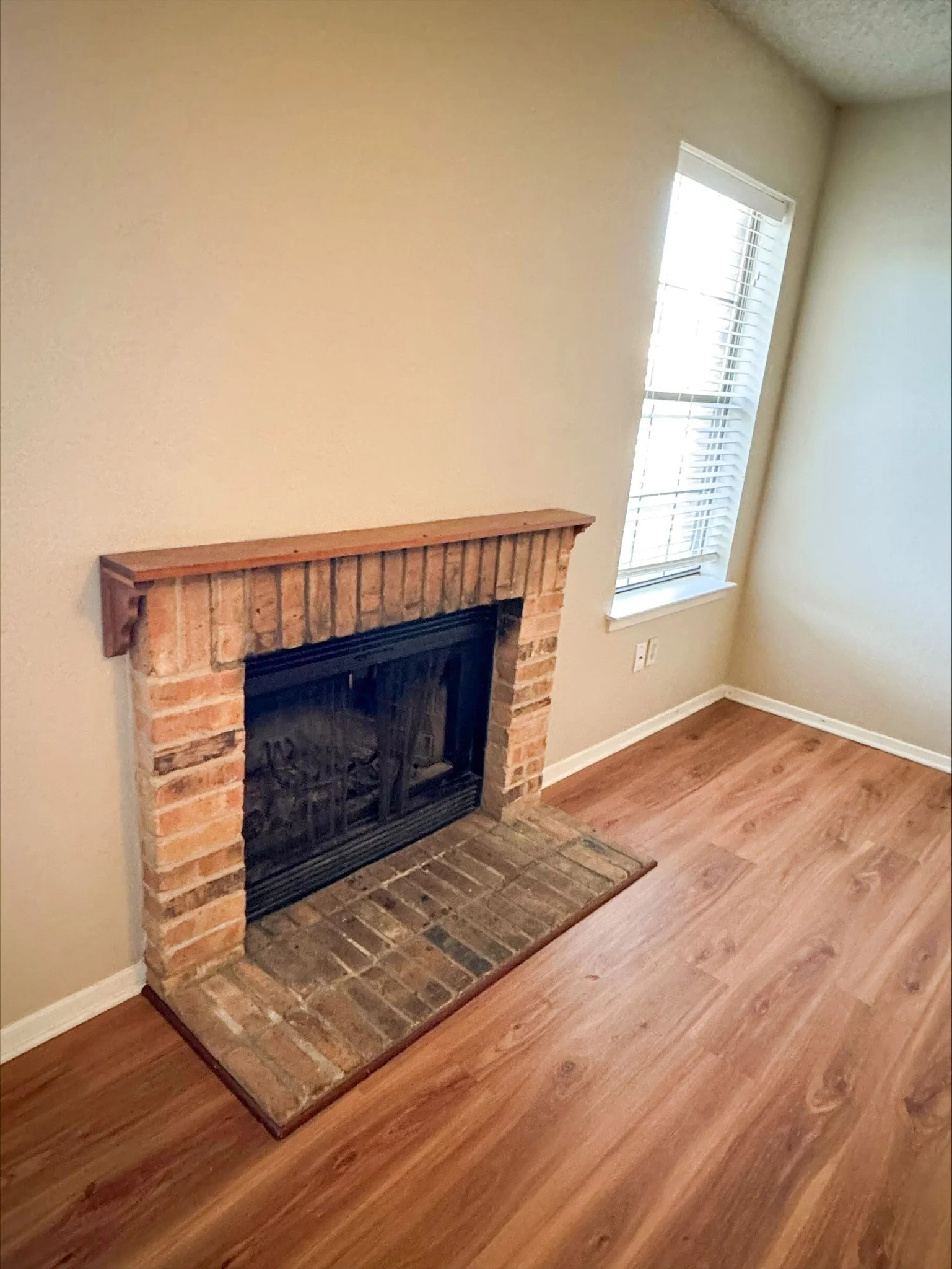Fireplace.jpg