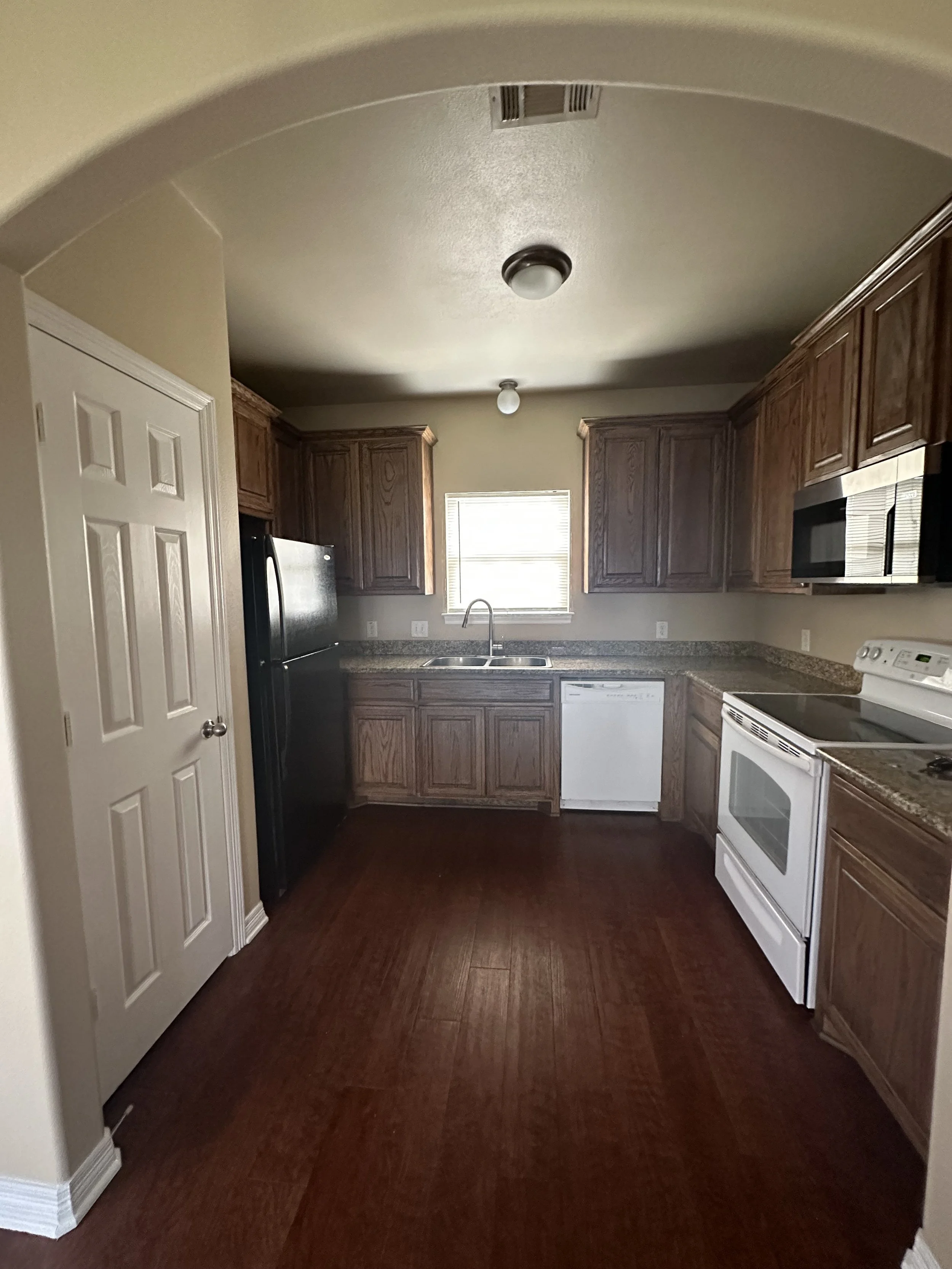 3-Kitchen-FromDining.jpg