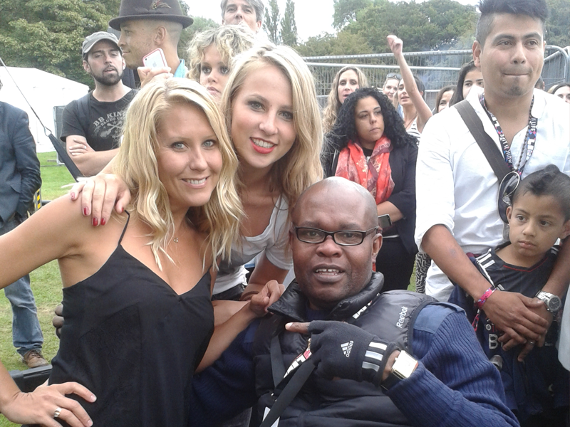 Ayo (Mapfest.Org) and The Fabulous Coconuts Girls @ the LIMF