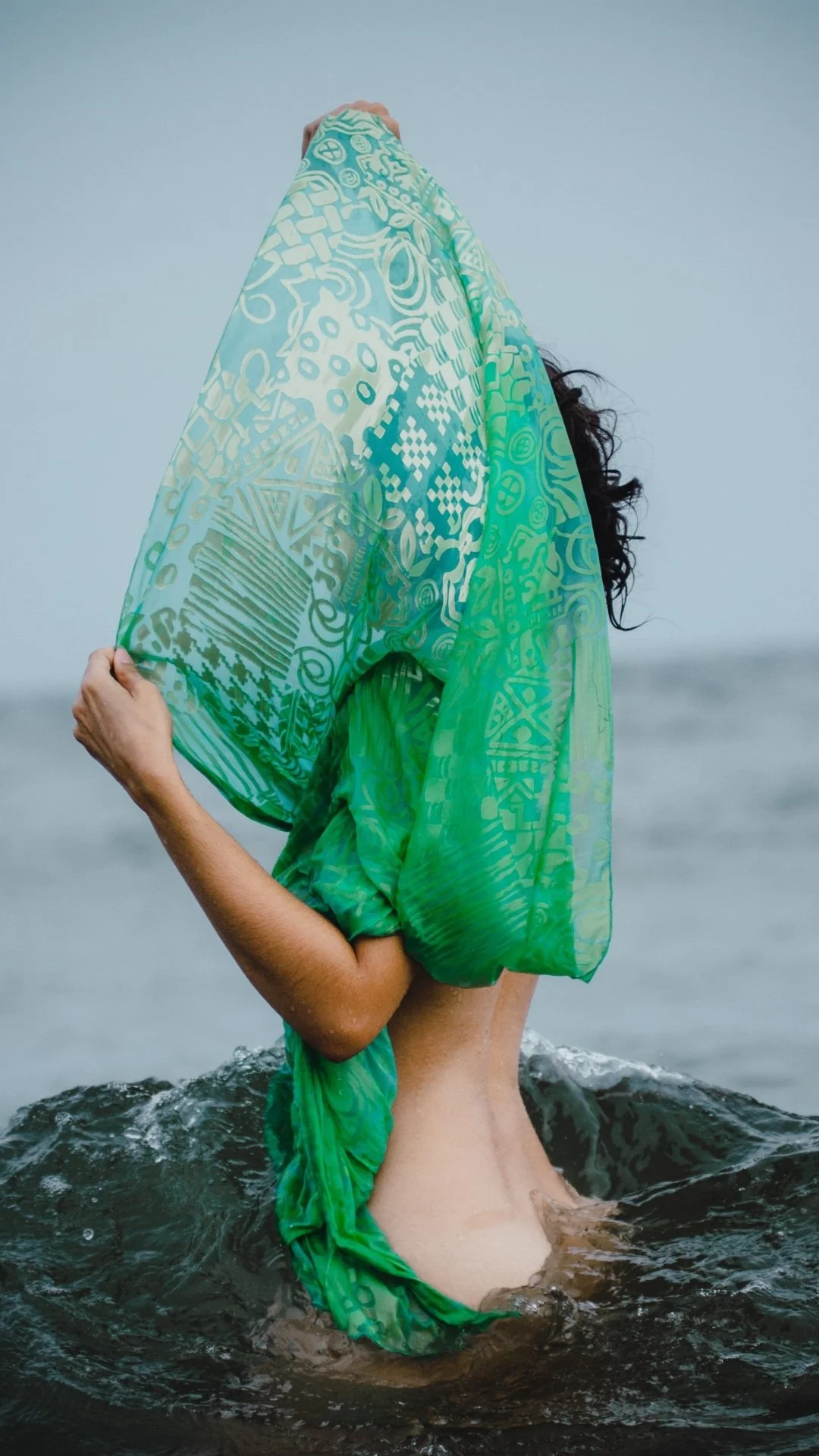 FELIX DANAE CUTSILK GREEN LS Story_ 18.jpg