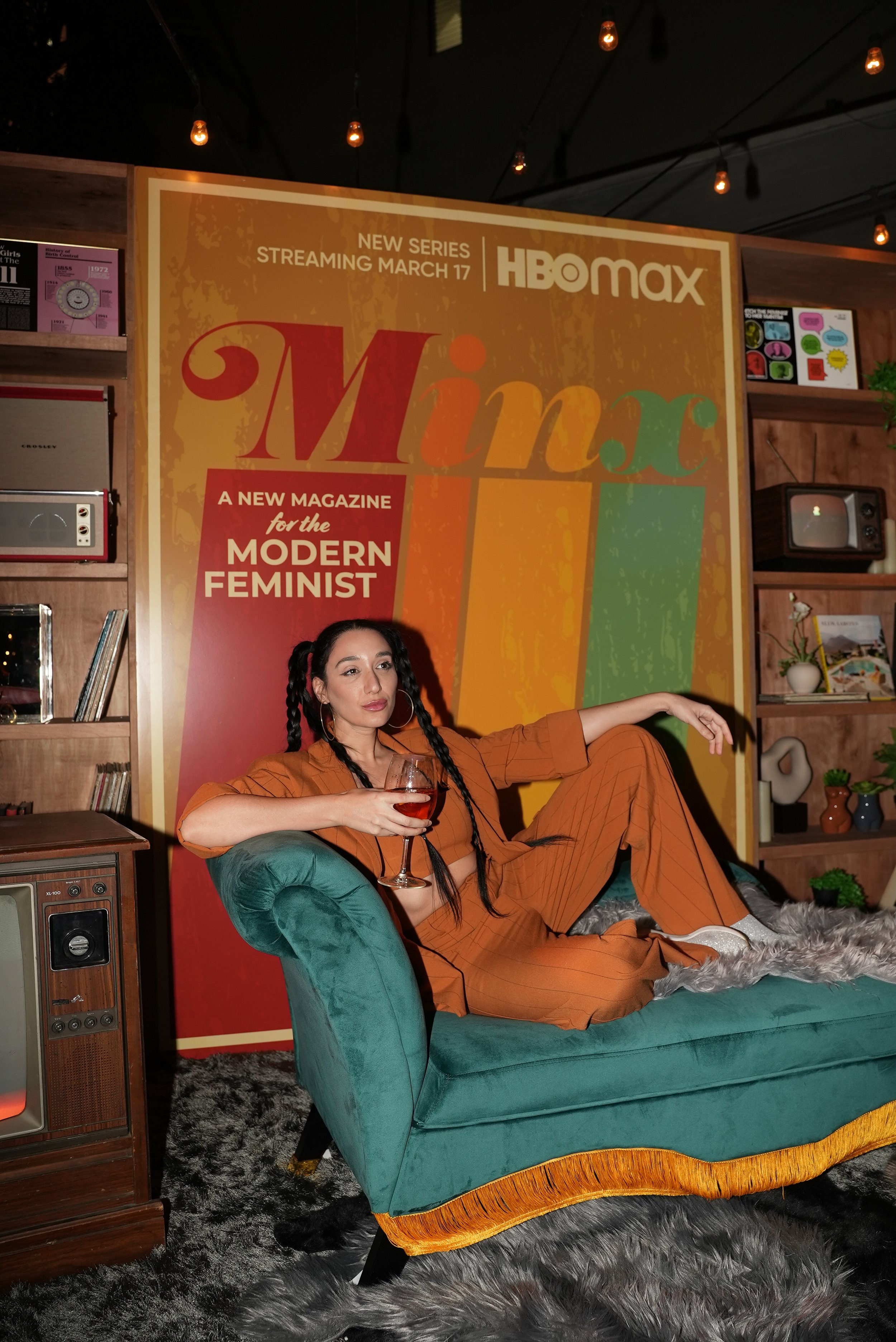 Minx (HBO Max), una comedia sobre la primera revista erótica para mujeres -  Zenda