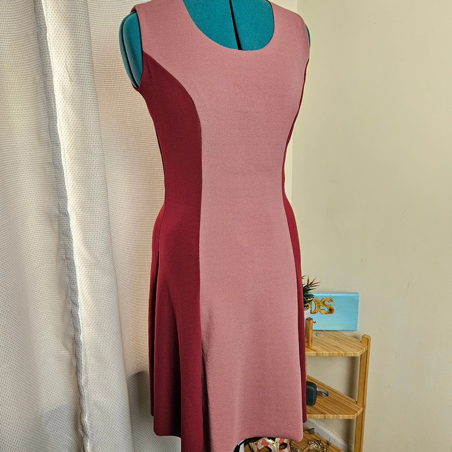 Got to spend about 40 minutes in the sewing room today, which was just enough time for me to get the #v9199 dress pieces sewn together. Now I have to decide if I am going to keep the sleeve and how I'll be finishing the neckline because I'm not a fan
