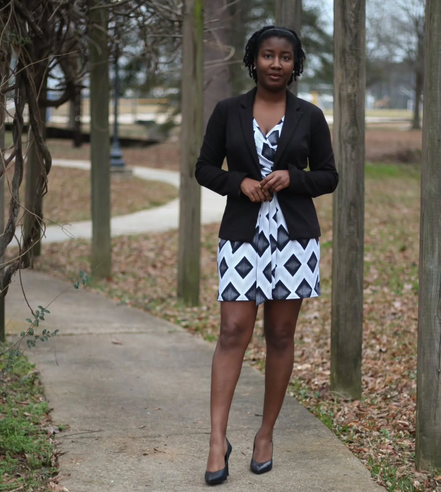 Sometimes a project teaches you what not to make again &mdash; and that&rsquo;s still progress.
New Look 6301 helped me cross the halfway mark of #whole30fabricchallenge using fabric that's been on the shelf since 2019.
Pleated skirt? Still no.
Sewin