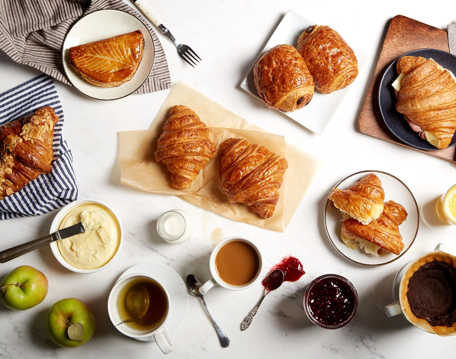 croissants-breakfast-mille-feuille-FDX-FoodKick-8502.jpg