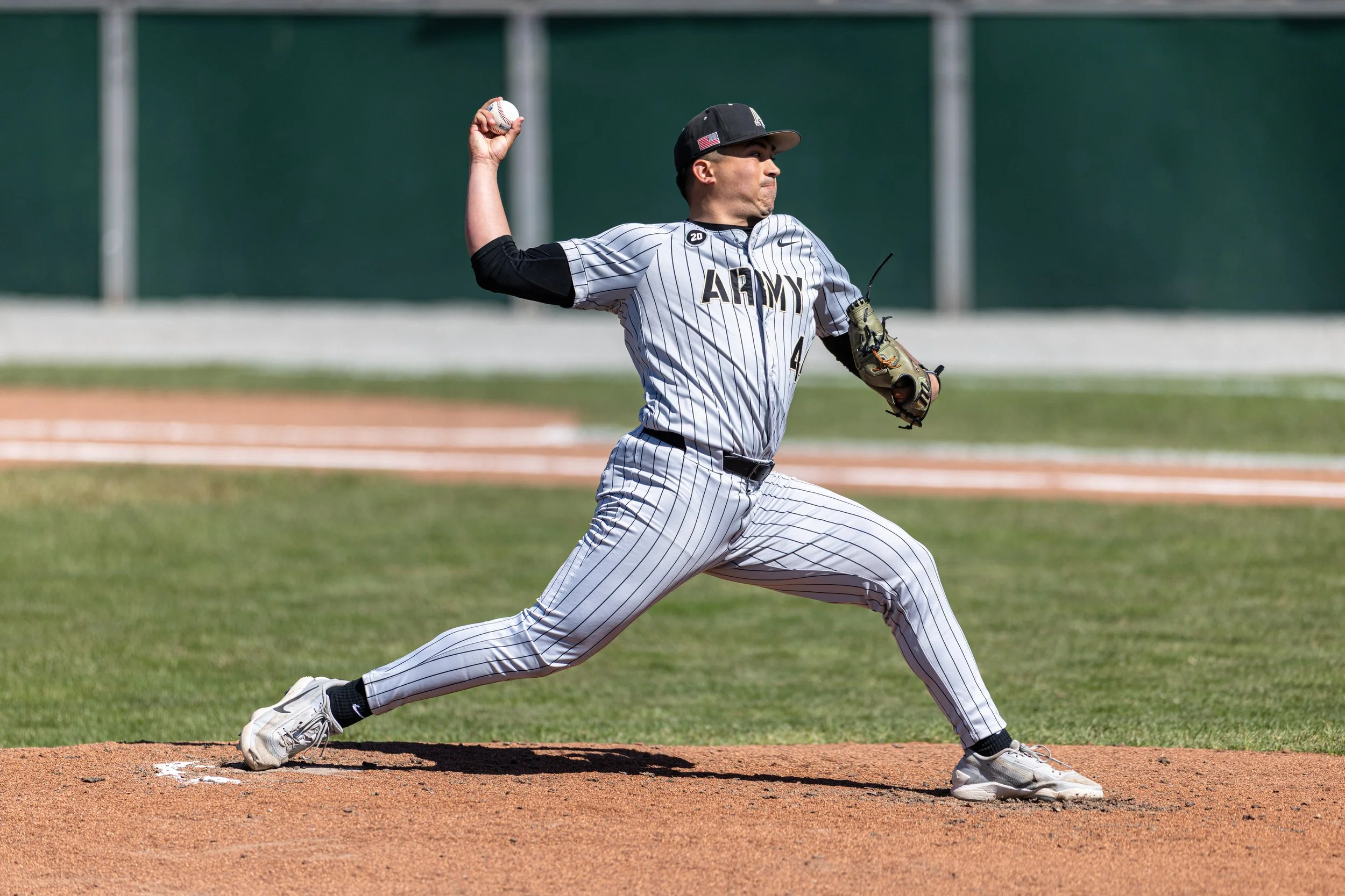 Army_Baseball_GameAction_06APR26_128.jpg