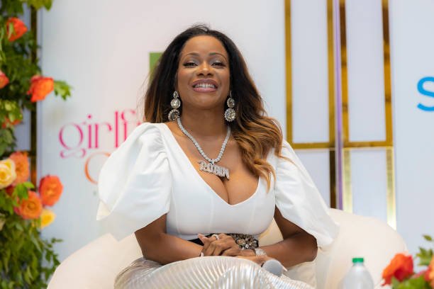  ATLANTA, GEORGIA - JULY 15: Robin V. on stage at Girlfriends Corner Faith In The City Pop Up at Cobb Galleria on July 15, 2022 in Atlanta, Georgia. (Photo by Terence Rushin/Getty Images) 