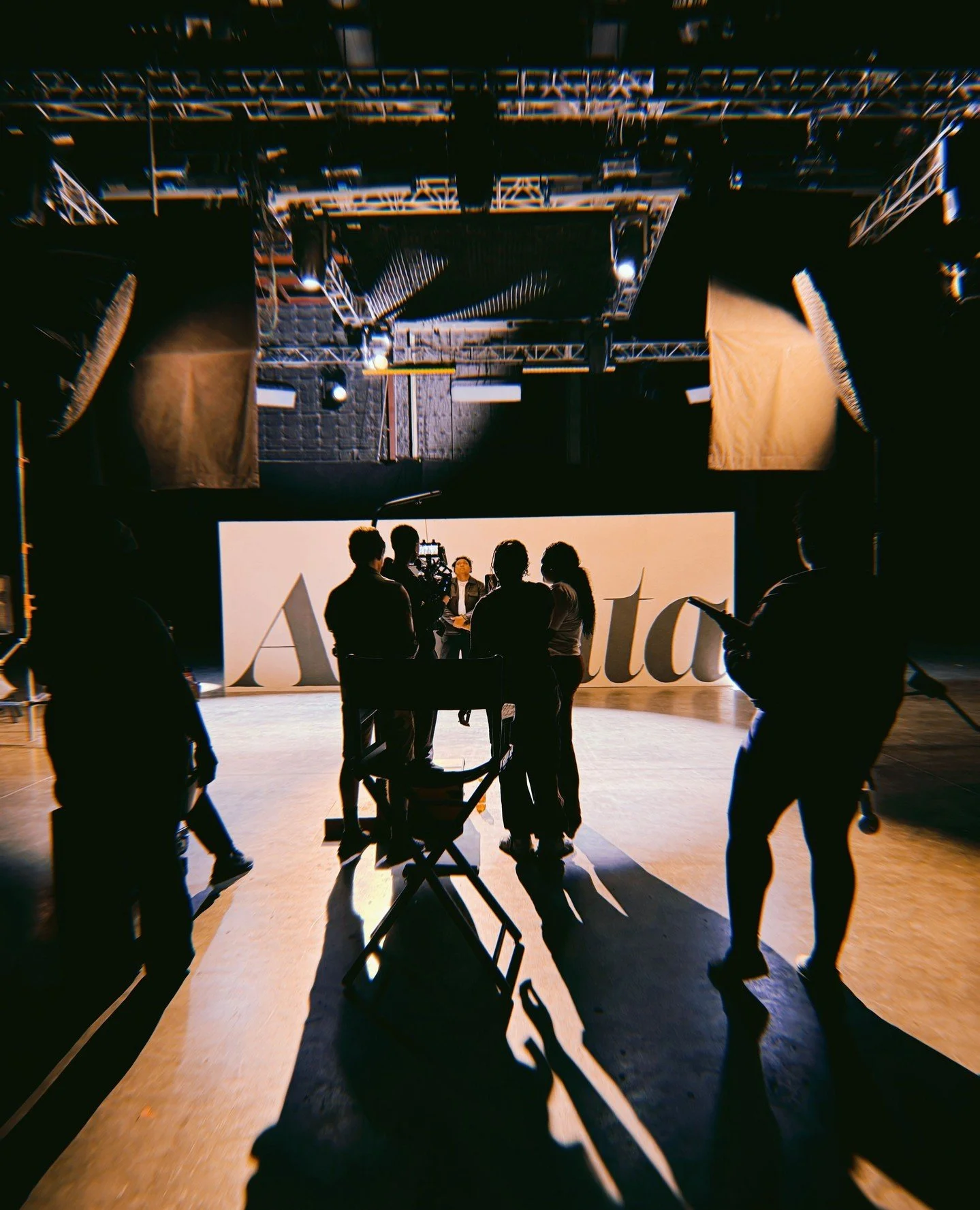 Proud to support this talented crew with our Sony FX6 and DZOFilm Arles lenses on their latest production 🎥✨⁠
Big shoutout to everyone who brought the vision to life!⁠
⁠
Director: @kamryynn⁠
DP: @deannaxnicole⁠
1st AC: @simran_modhera⁠
2nd AC: @chai