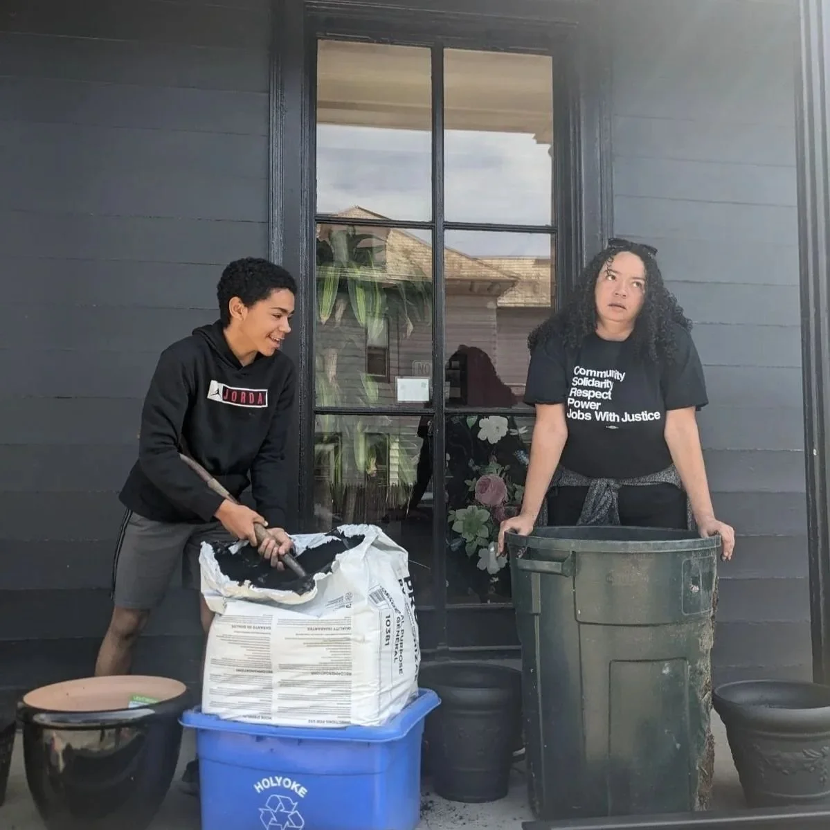 POV: You're a movement leader and a parent to a snarky teen!!

Earlier this month, we joined our Westen Mass. Solidarity Hub partner @palante_tj and gardened with youth leaders and community supporters at their fabulous new home in Holyoke. We brough