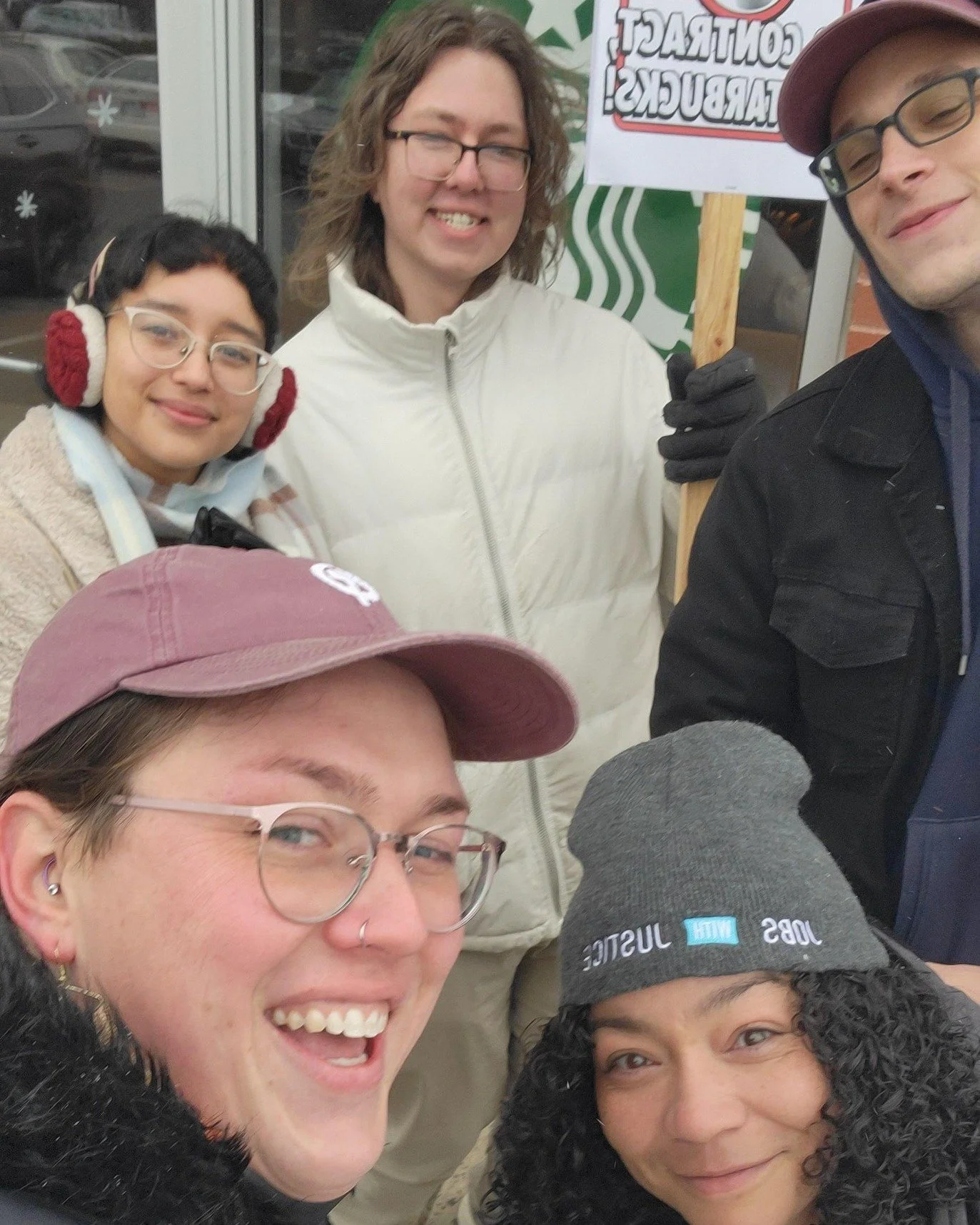 Over the weekend we spent time on the picket line to support the @sbworkersunited strike and we're really glad we did.  There's nothing like the solidarity of a picket line and even the cold MA day couldn't keep us from being fired up for workers rig