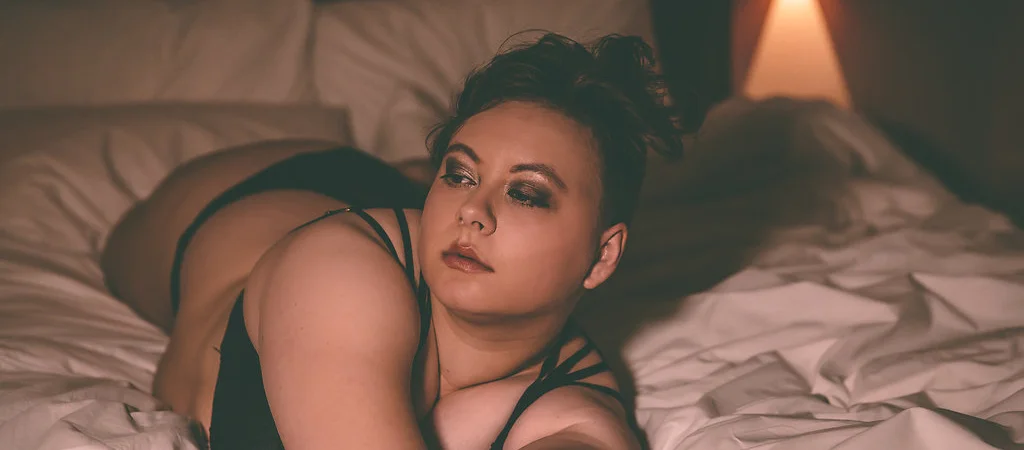 CurvyFetishEscort3.jpg