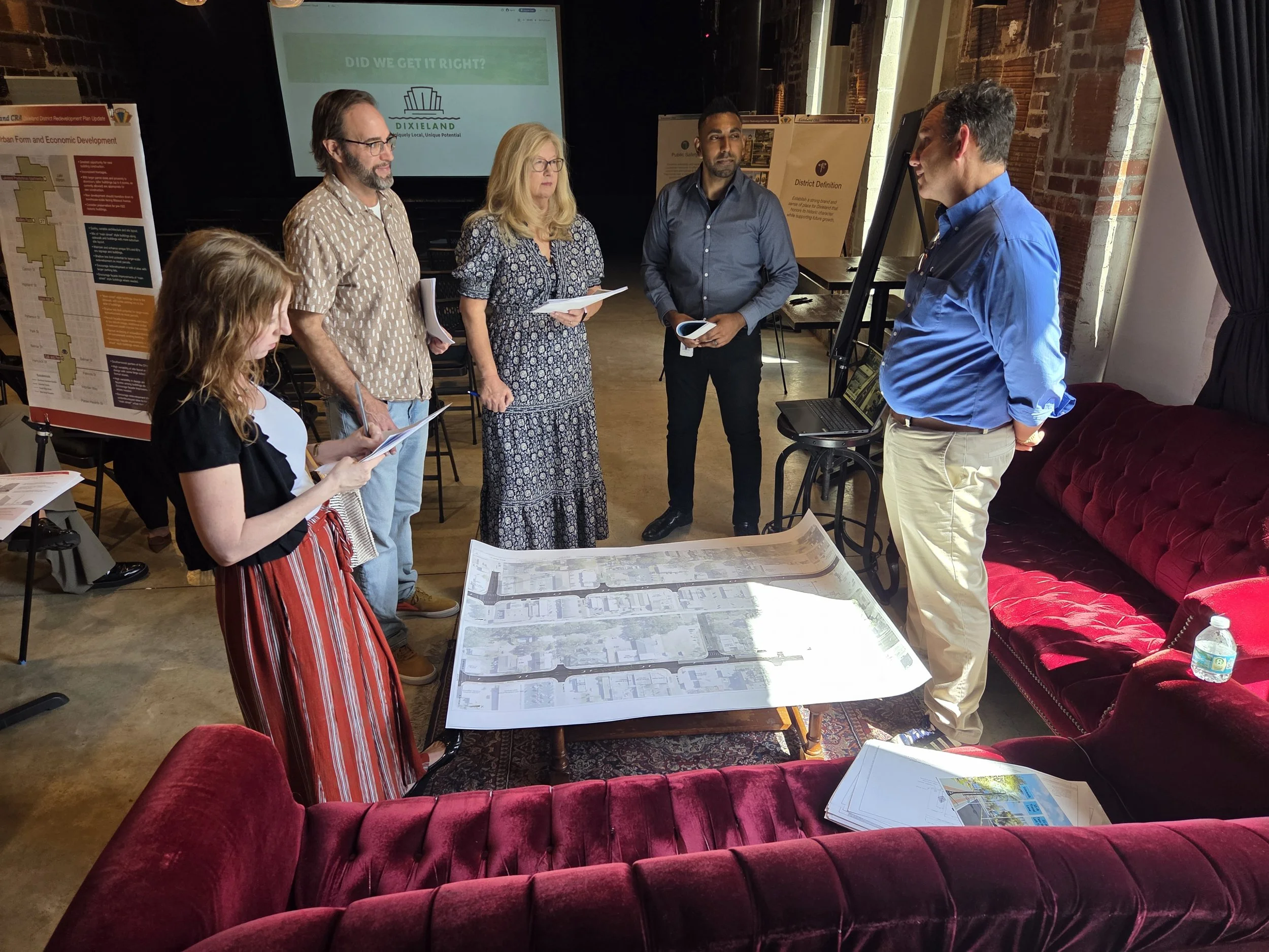 dixieland public meeting attendees