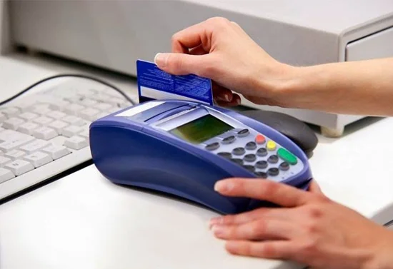 Thủ tướng chỉ đạo đẩy mạnh thanh toán không dùng tiền mặt để tạo sự minh bạch